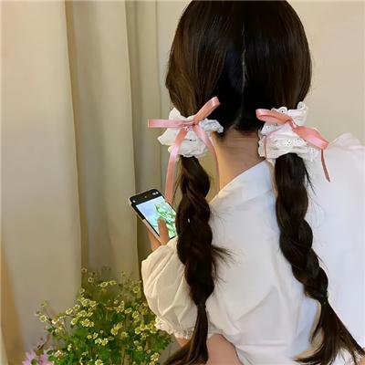 春色无边满荡娃